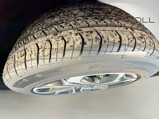 Used 2026 Chevrolet Trax RS w/ Sunroof Package FWD image 38