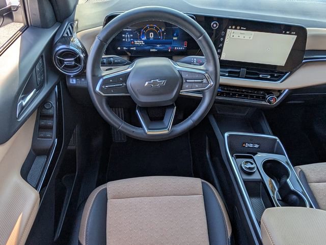 Used 2025 Chevrolet Equinox ACTIV w/ Safety and Technology Package image 10