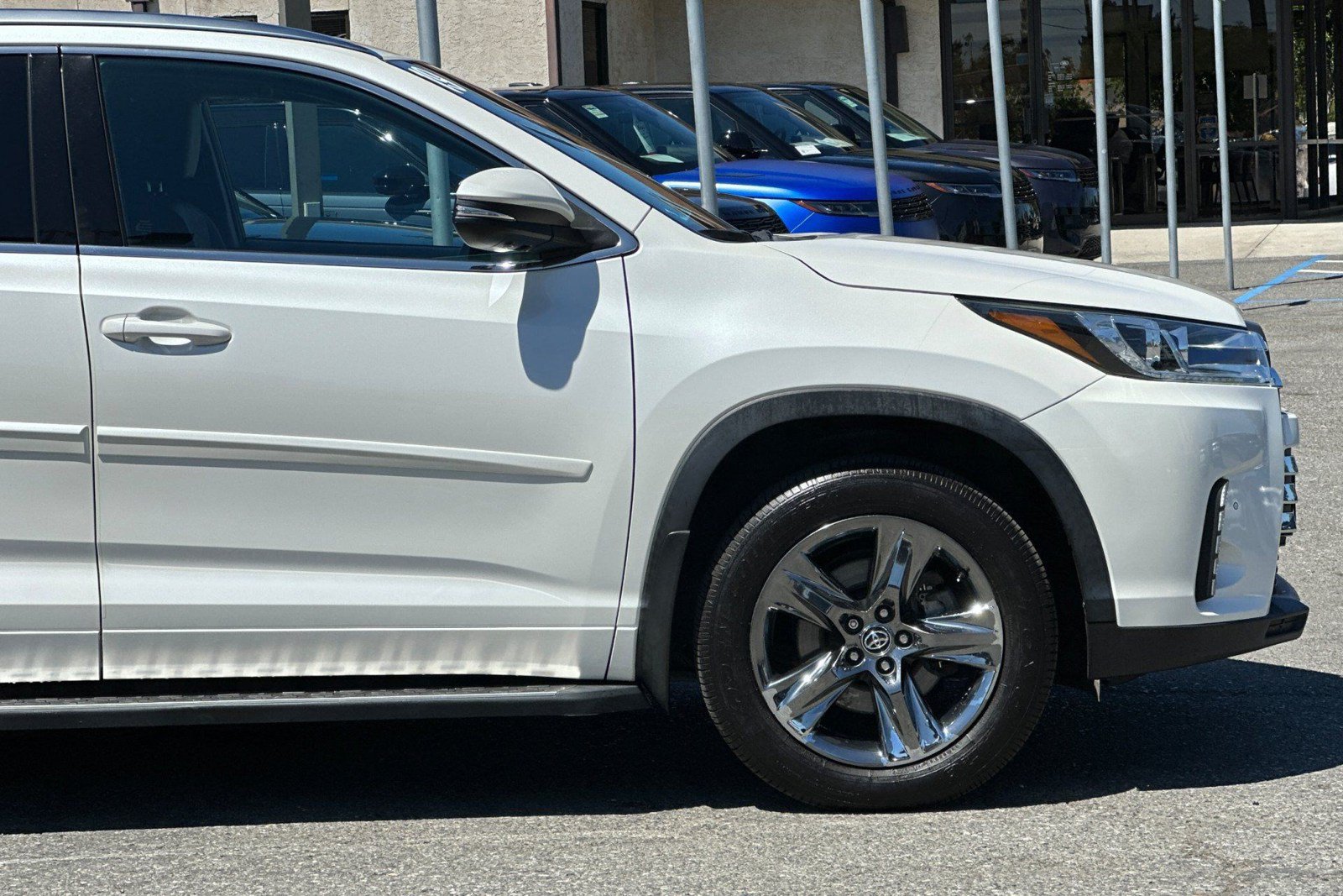 Used 2019 Toyota Highlander Limited Platinum AWD/4WD image 38