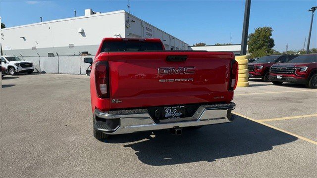 New 2026 GMC Sierra 1500 SLE w/ Preferred Package image 7