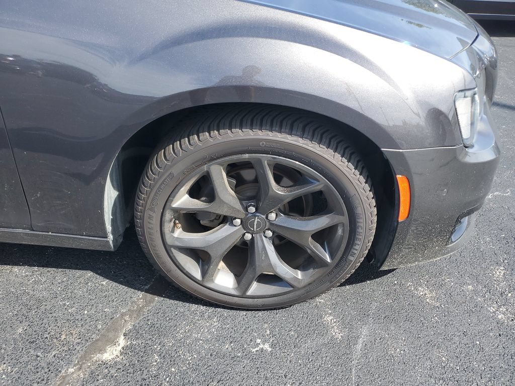 Used 2021 Chrysler 300 S w/ Popular Equipment Group RWD image 6
