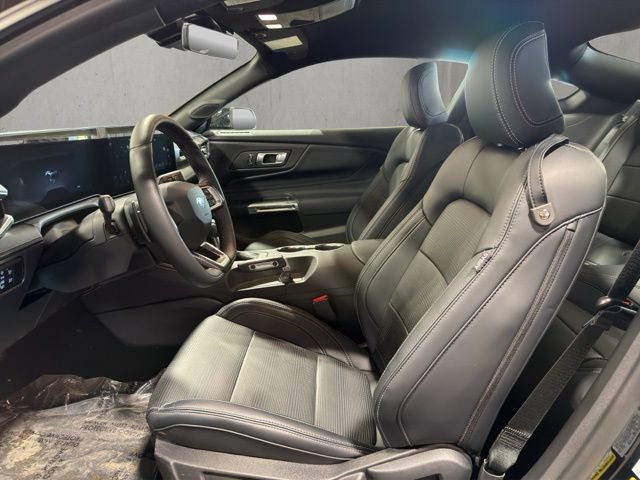 New 2026 Ford Mustang GT Premium w/ GT Performance Package RWD image 8