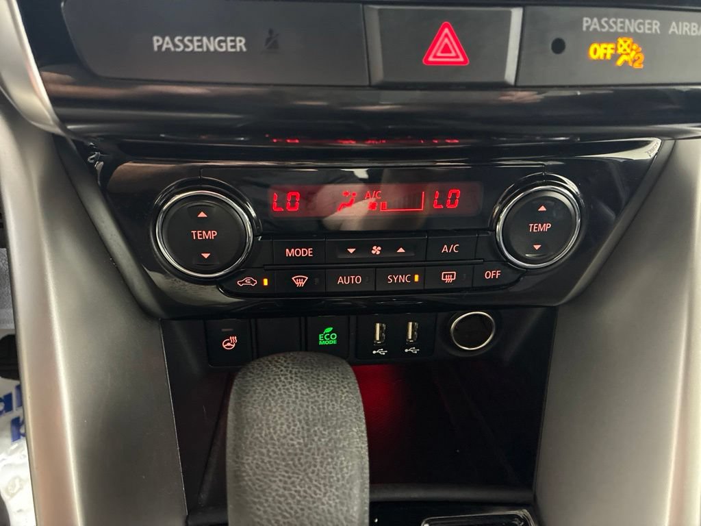 Used 2023 Mitsubishi Eclipse Cross SEL AWD/4WD image 21