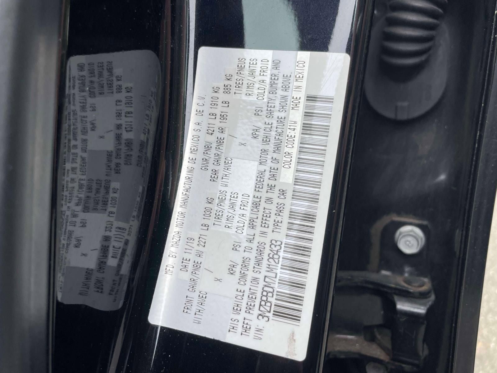 Used 2020 MAZDA MAZDA3 AWD Sedan w/ Preferred Package image 19