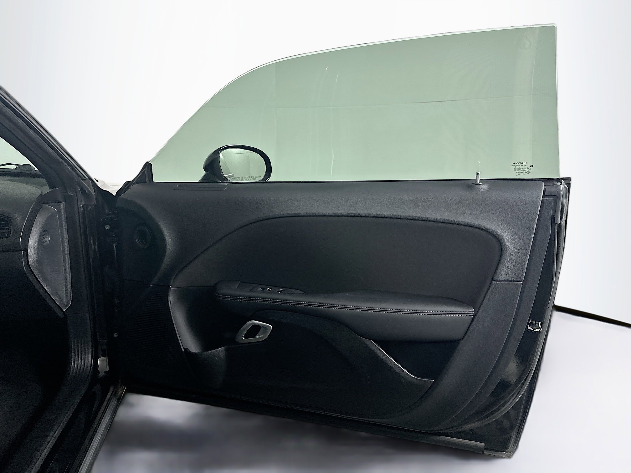 Used 2022 Dodge Challenger SXT w/ Blacktop Package image 29