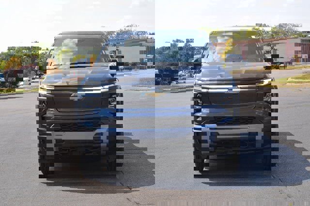 New 2025 Chevrolet Silverado EV LT image 6