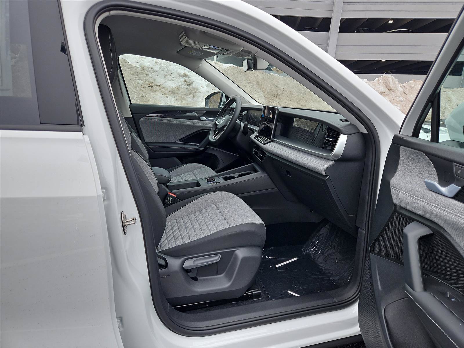 New 2026 Volkswagen Tiguan S AWD/4WD image 26