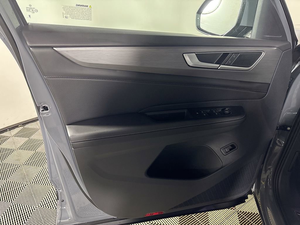 New 2026 Volkswagen Atlas Cross Sport SE image 10