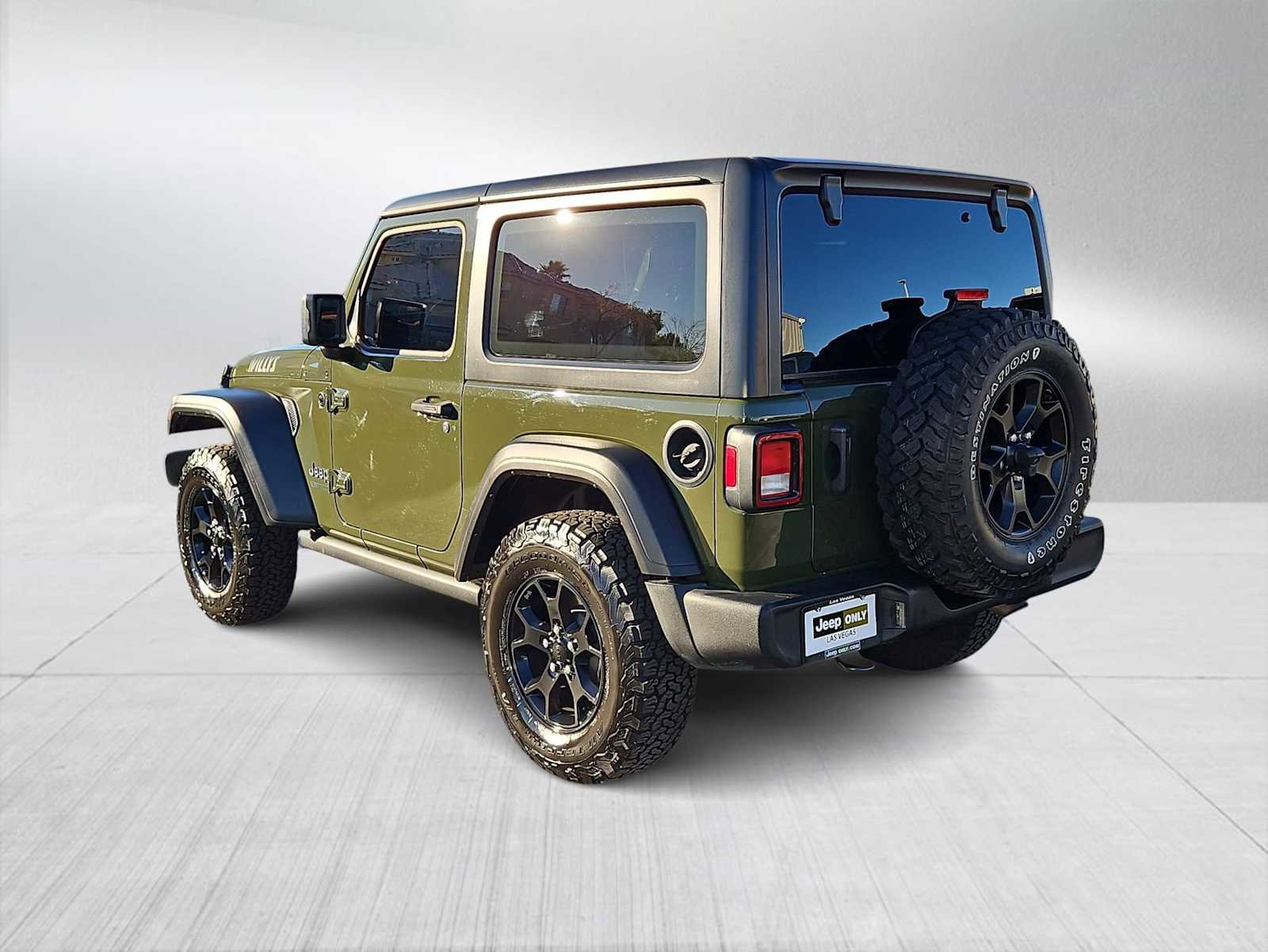 Used 2022 Jeep Wrangler Willys image 6