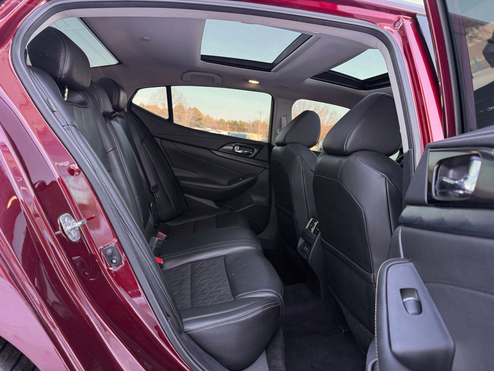 Used 2019 Nissan Maxima Platinum w/ Sport Mat Group FWD image 23