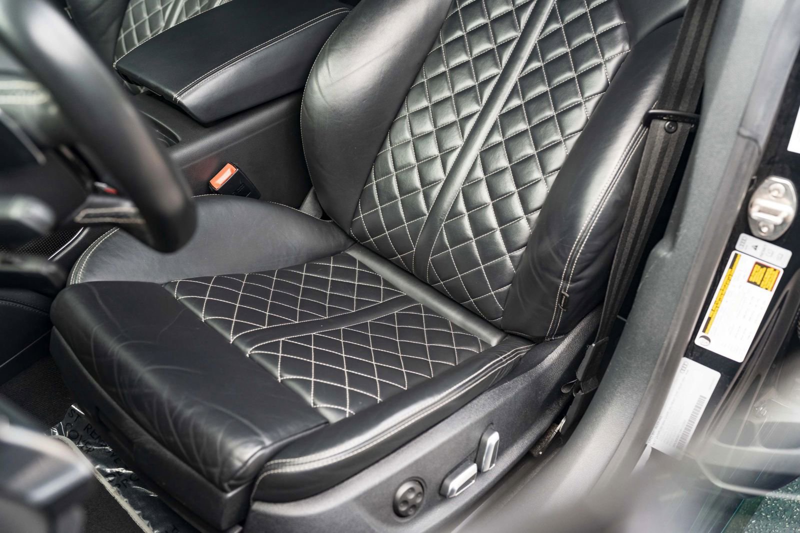 Used 2017 Audi S7 Premium Plus w/ S7 Sport Package image 18