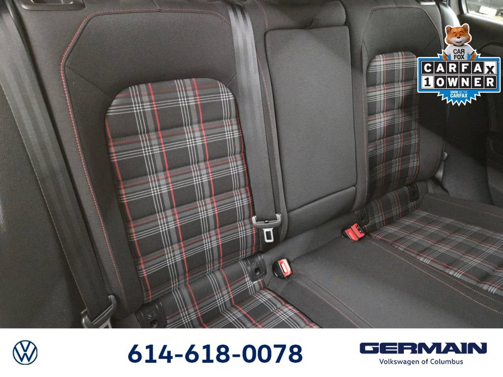 Used 2018 Volkswagen GTI SE FWD image 21