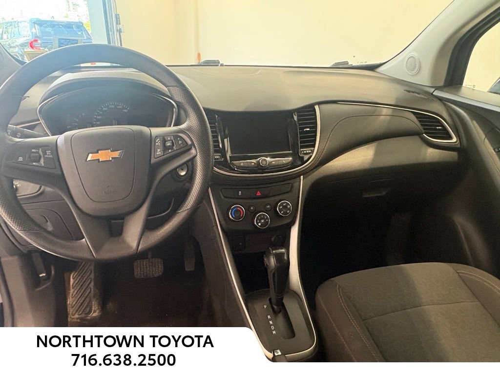 Used 2020 Chevrolet Trax LS w/ Tint and Cruise Package FWD image 7