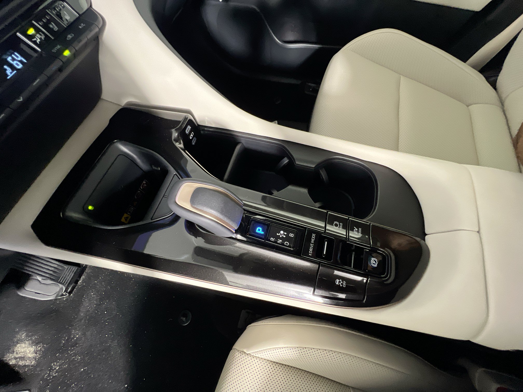 New 2026 Toyota Crown AWD/4WD image 25