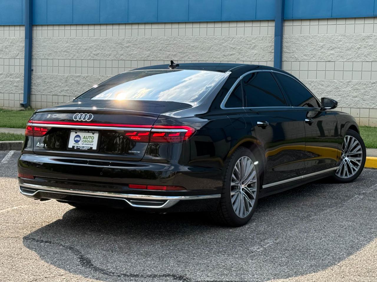 Used 2019 Audi A8 L 3.0T w/ Executive Package AWD/4WD image 5