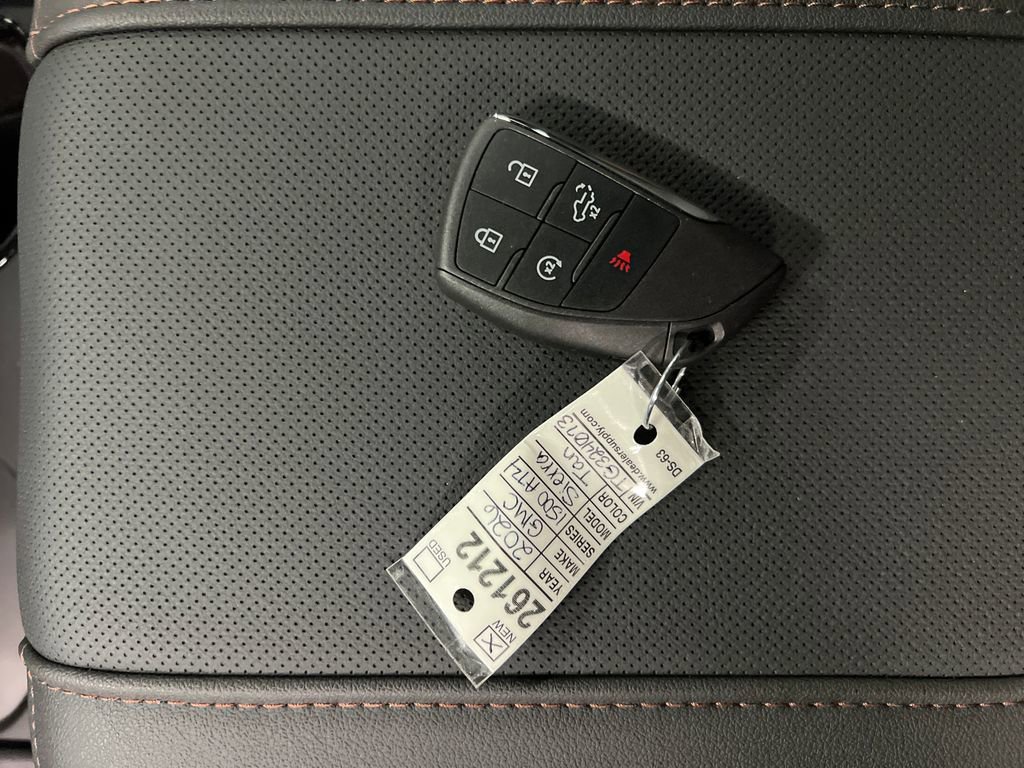 New 2026 GMC Sierra 1500 AT4 image 29