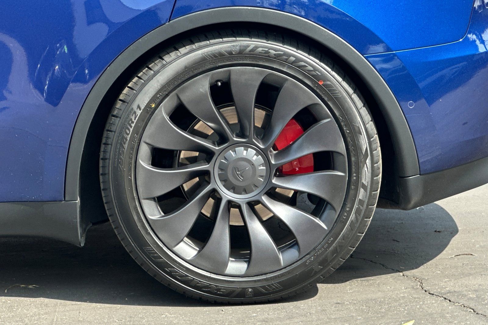 Used 2022 Tesla Model Y Performance image 26