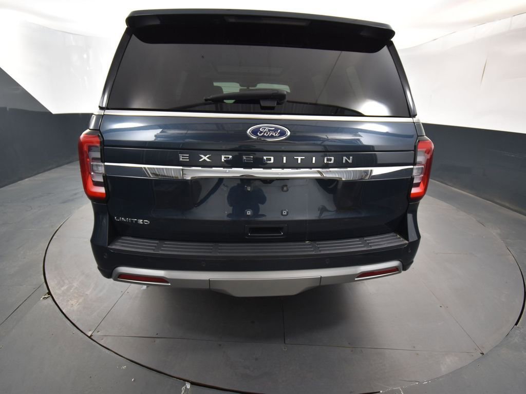 Used 2022 Ford Expedition Limited image 8