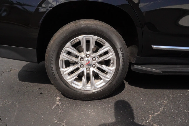 Used 2023 GMC Yukon SLT w/ SLT Premium Package AWD/4WD image 32