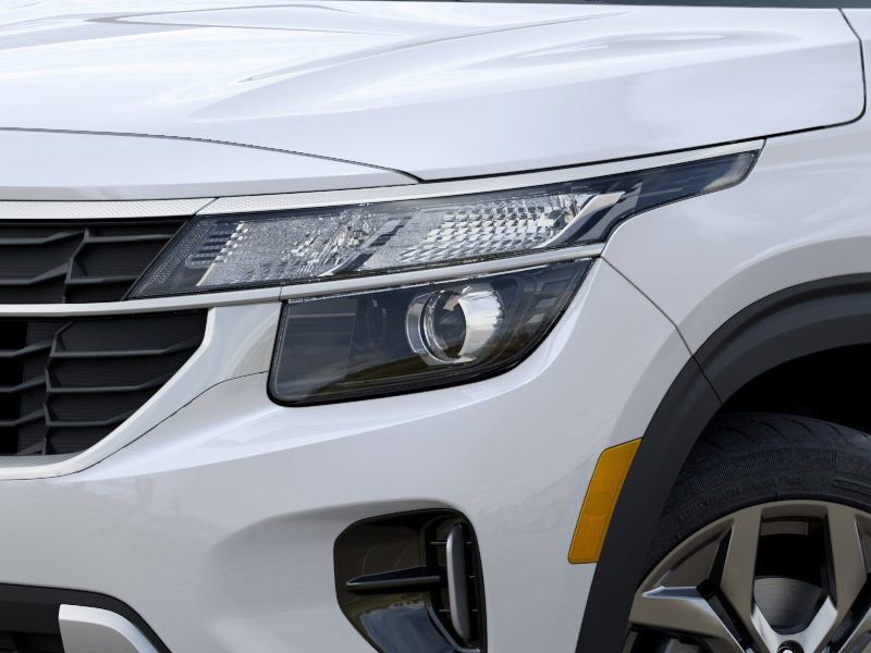 New 2026 Kia Seltos LX FWD image 10