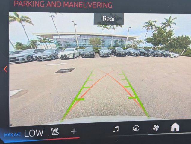 Used 2025 BMW M440i Convertible w/ Premium Package RWD image 14