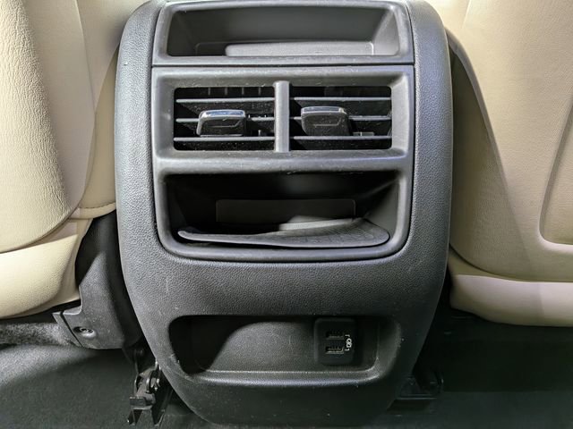 Used 2017 Cadillac XT5 FWD image 21