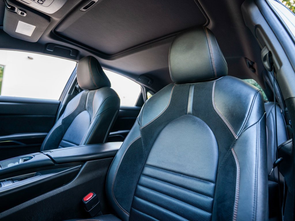 Used 2019 Toyota Avalon XSE image 14