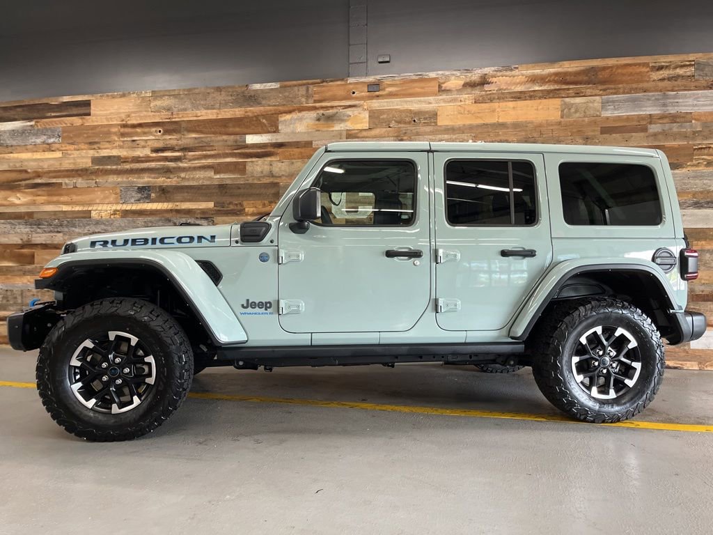 Used 2024 Jeep Wrangler Unlimited Rubicon 4xe AWD/4WD image 20
