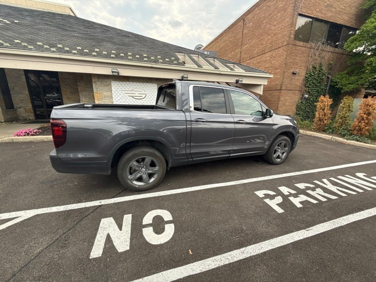 Certified 2023 Honda Ridgeline RTL image 8