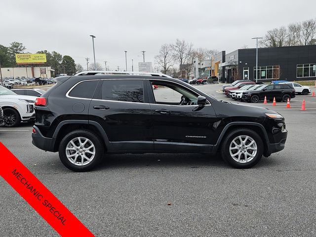 Used 2017 Jeep Cherokee Latitude w/ Safety/Convenience Group image 23