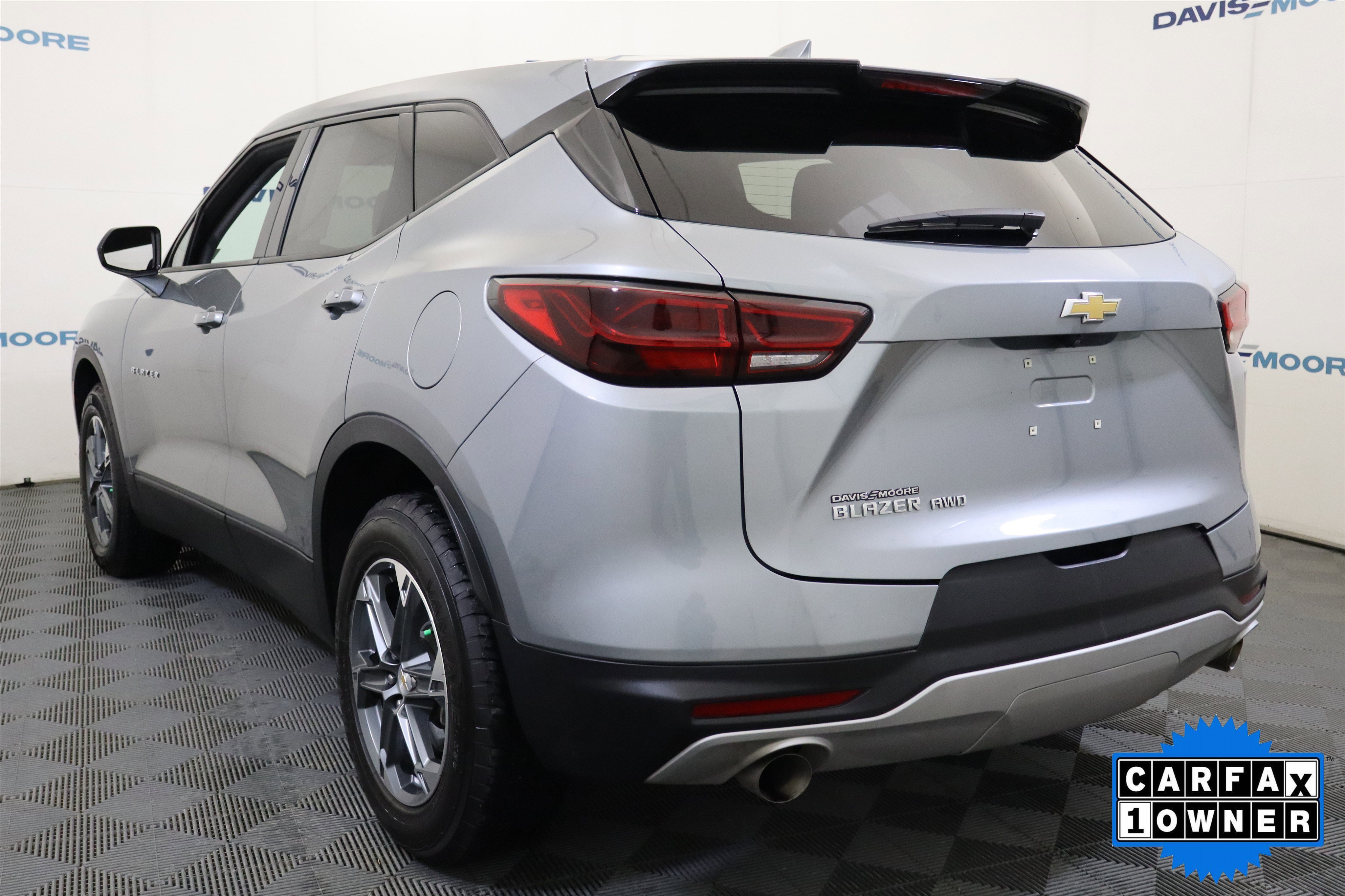 Used 2025 Chevrolet Blazer LT image 9