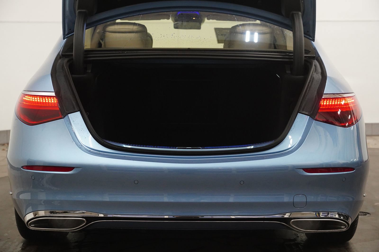 New 2026 Mercedes-Benz S 580 4MATIC Sedan image 32