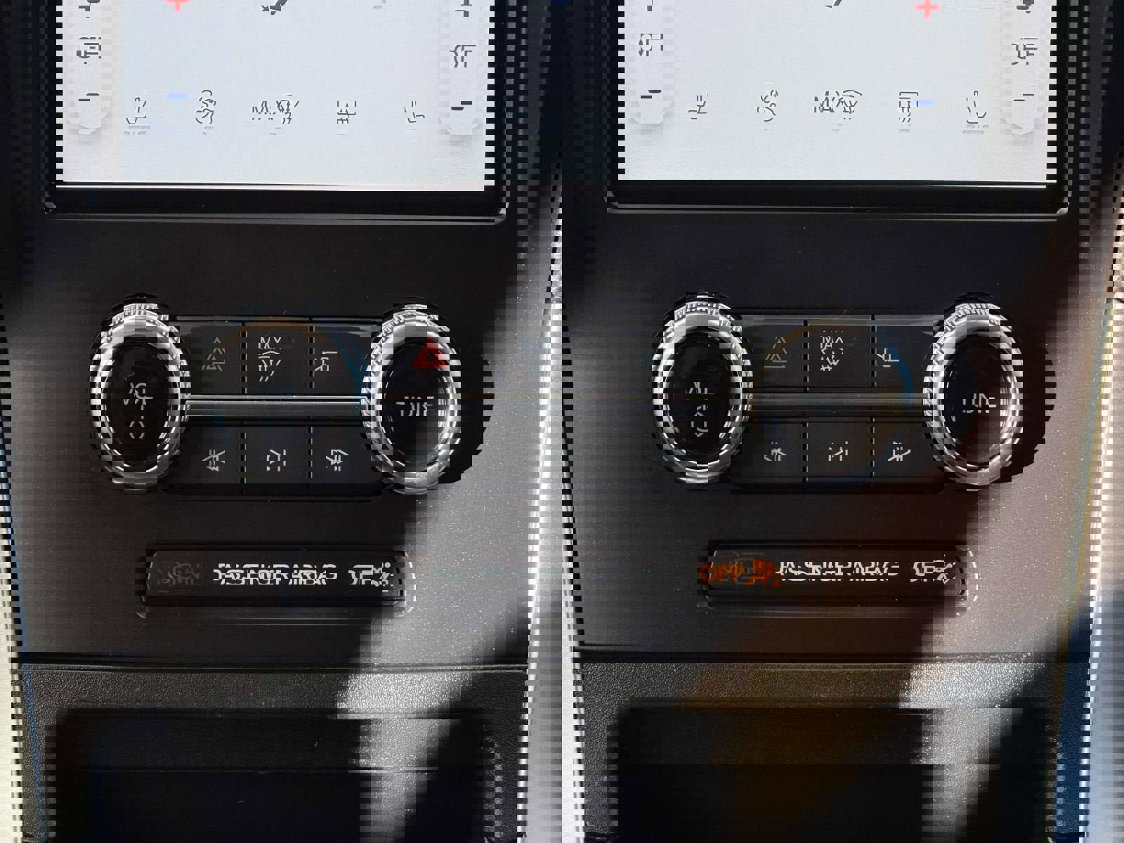 Used 2024 Ford Edge SEL image 17