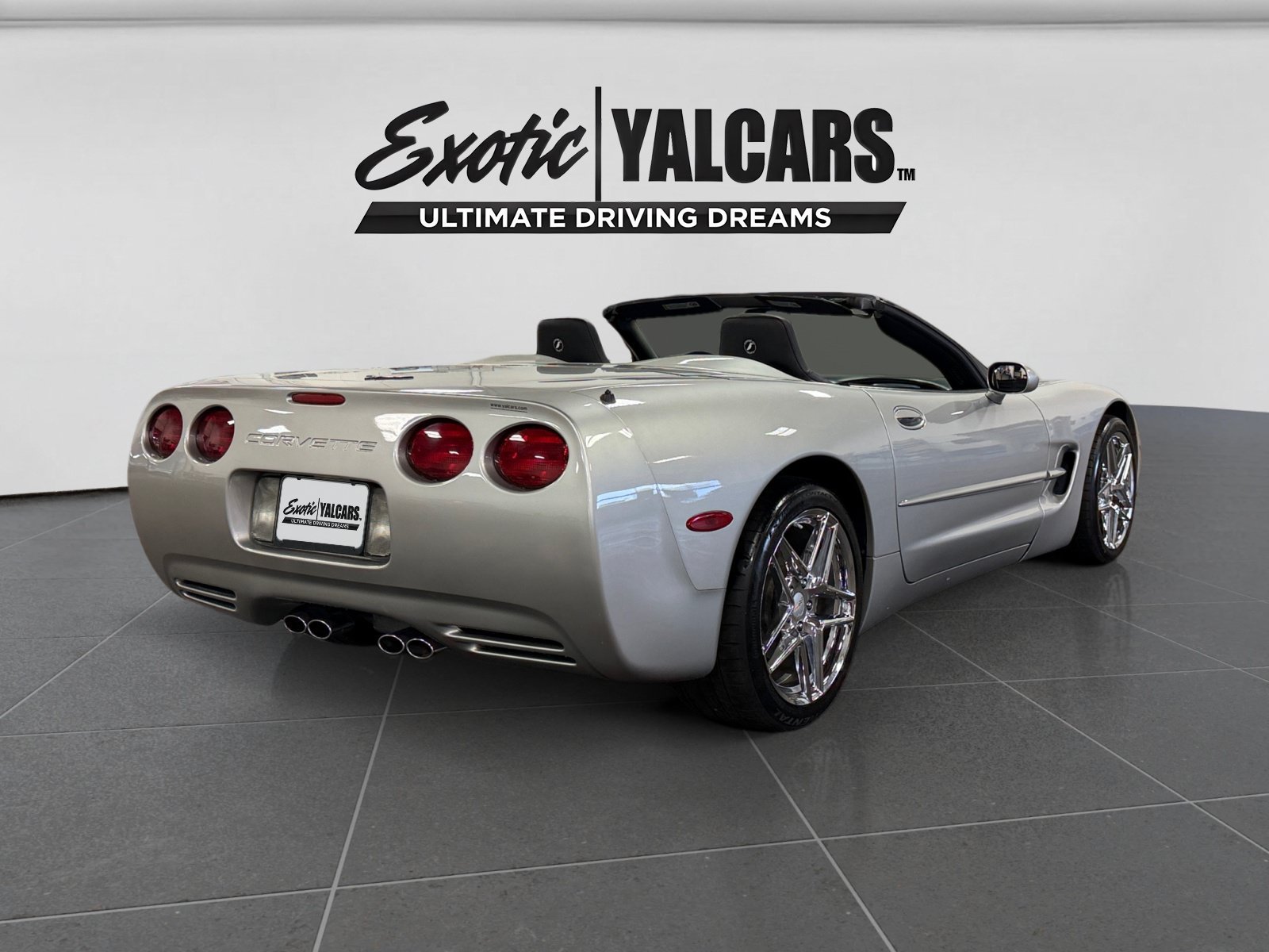 Used 2004 Chevrolet Corvette Convertible w/ Preferred Equipment Group RWD image 5