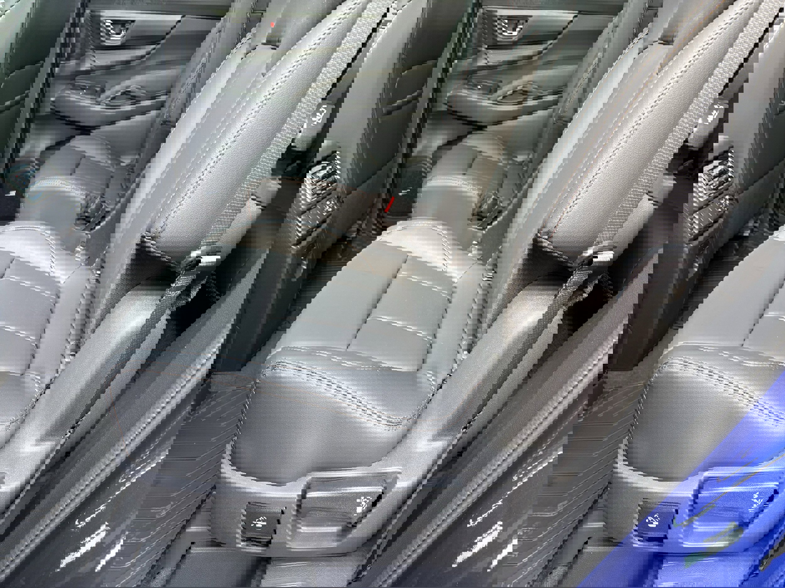 New 2026 Subaru Ascent Limited Bronze image 35