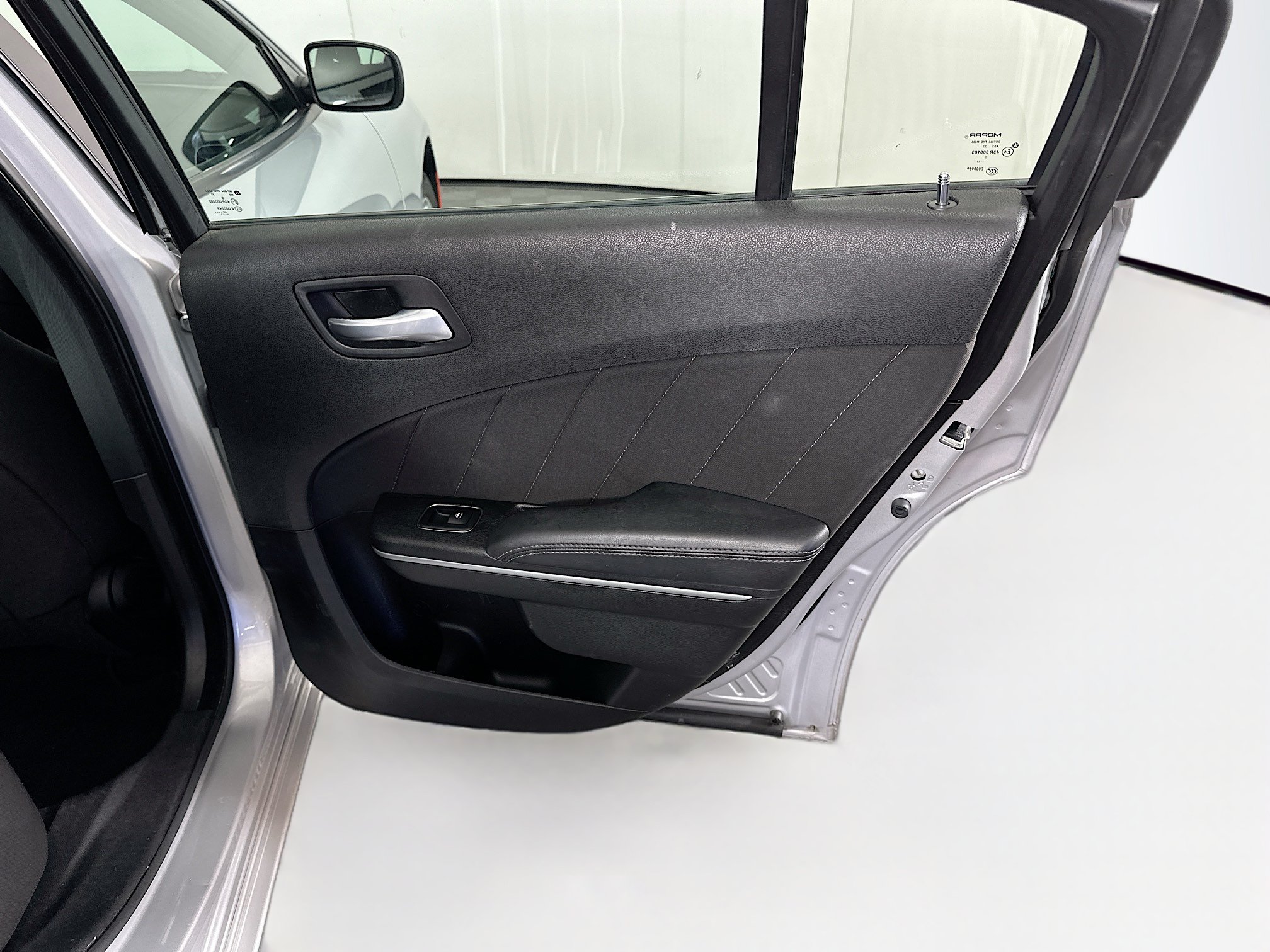 Used 2022 Dodge Charger SXT RWD image 28