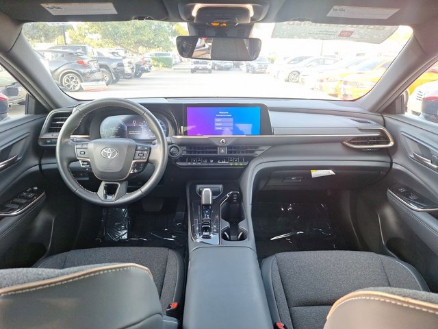 Certified 2024 Toyota Crown XLE w/ Carpet Mat Package (TMS) image 17