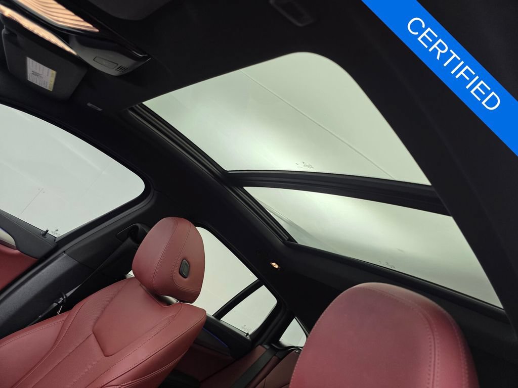 Used 2025 BMW X4 xDrive30i w/ M Sport Package AWD/4WD image 12