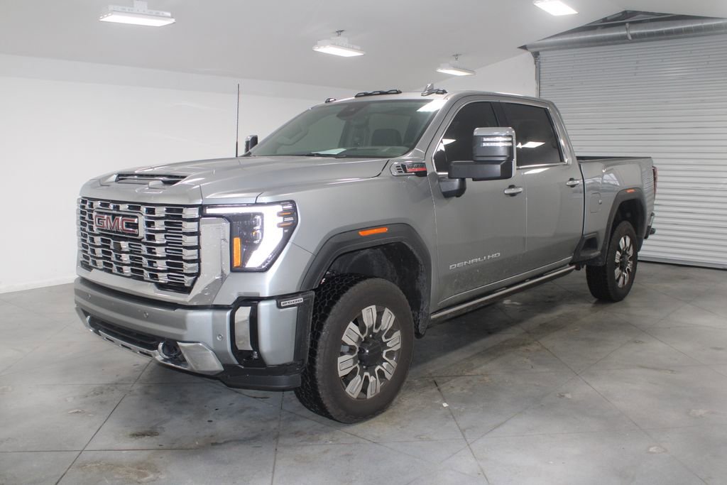 Used 2025 GMC Sierra 2500 Denali w/ Denali Reserve Package image 4