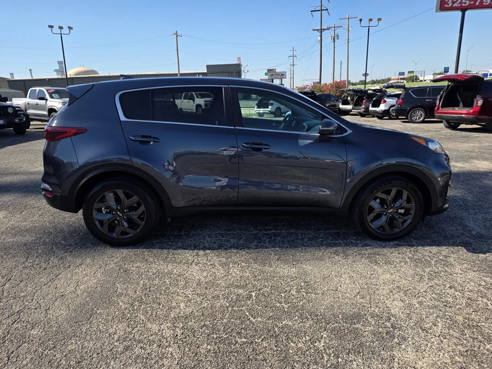 Used 2022 Kia Sportage LX w/ LX FWD Value Edition Package image 8