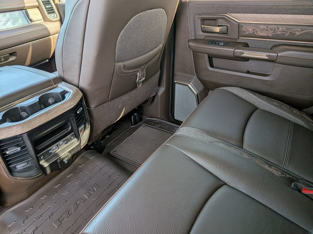 Used 2025 RAM 3500 Longhorn AWD/4WD image 37