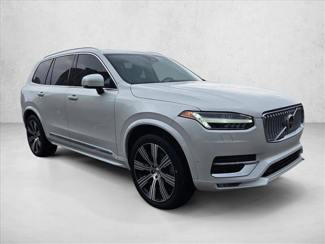 Used 2023 Volvo XC90 B6 Ultimate w/ Protection Package AWD/4WD video 3