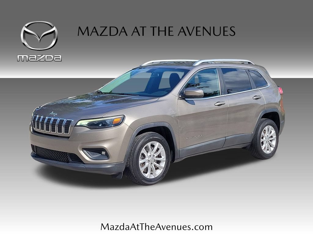 Used 2019 Jeep Cherokee Latitude w/ Popular Appearance Group
