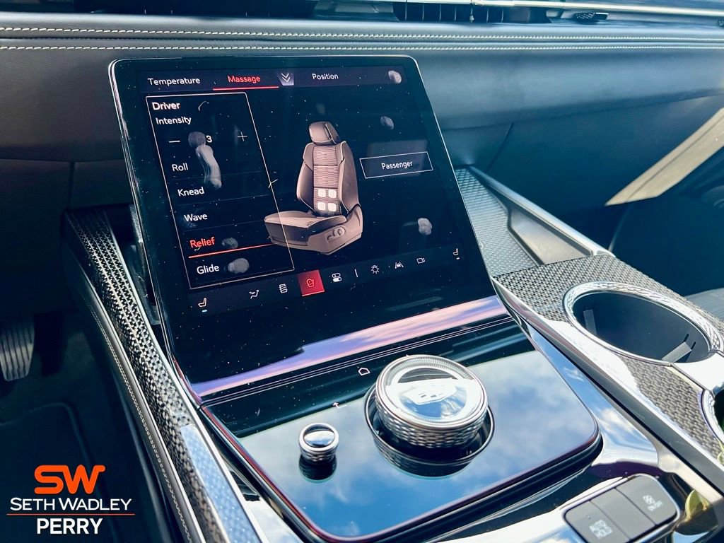 Used 2025 Cadillac Escalade V image 24