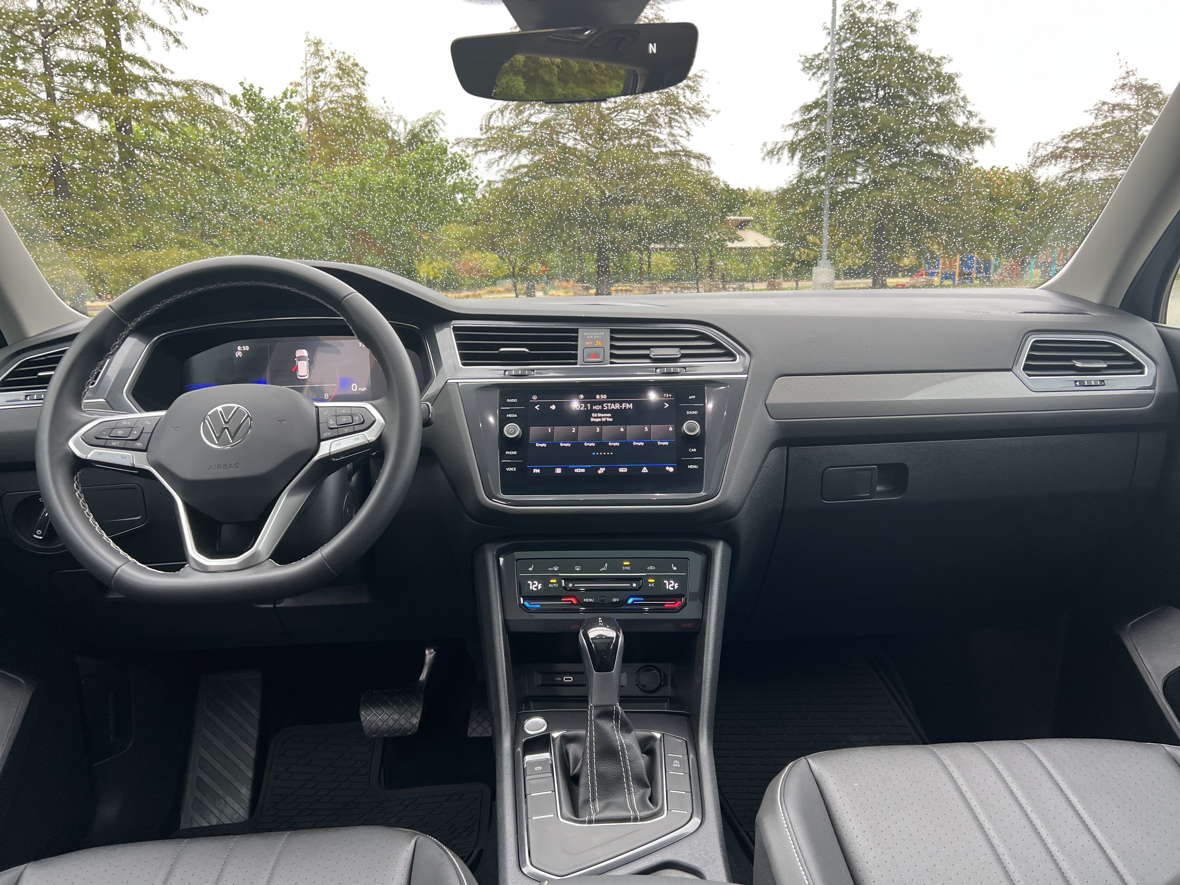 Certified 2023 Volkswagen Tiguan SE w/ Panoramic Sunroof Package FWD image 24