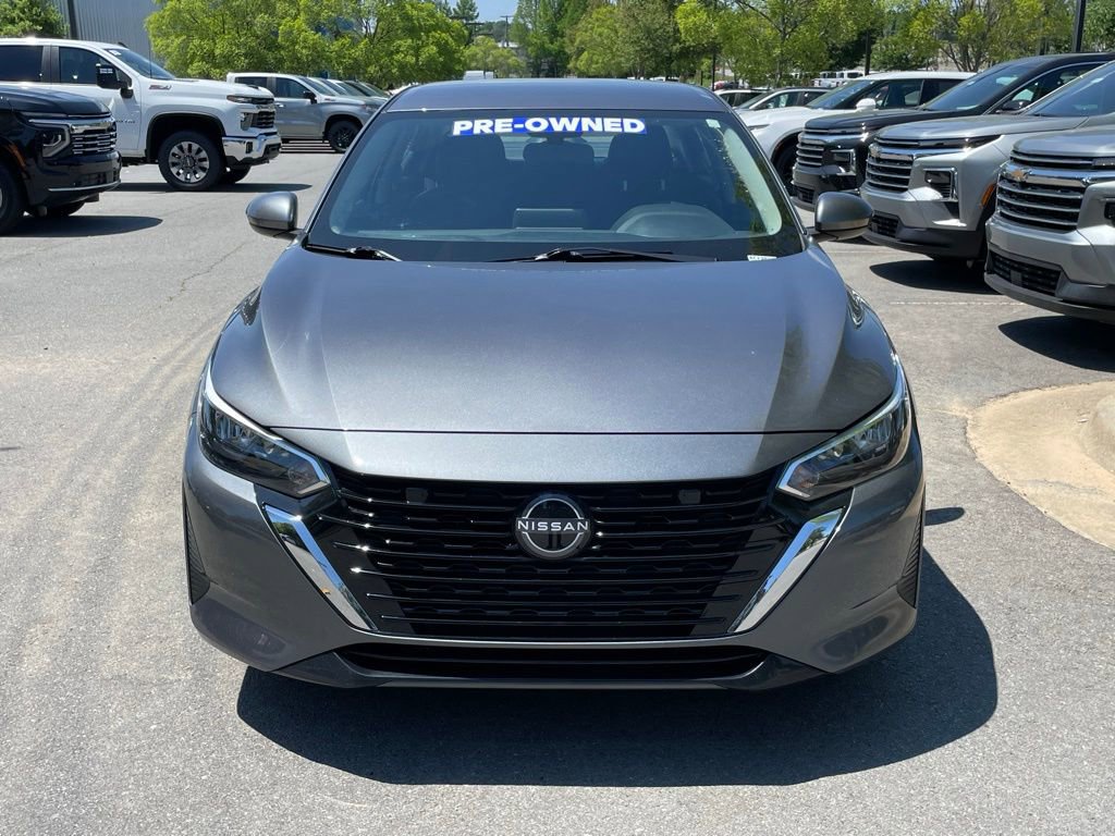 Used 2025 Nissan Sentra SV FWD image 2