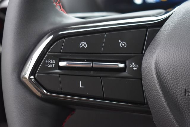 Certified 2025 Chevrolet Equinox RS w/ Safety and Technology Package FWD image 27