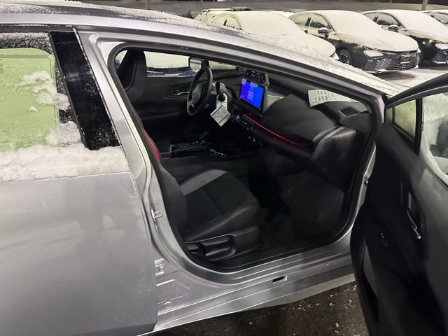 New 2026 Toyota Prius Plug-In Hybrid FWD image 9