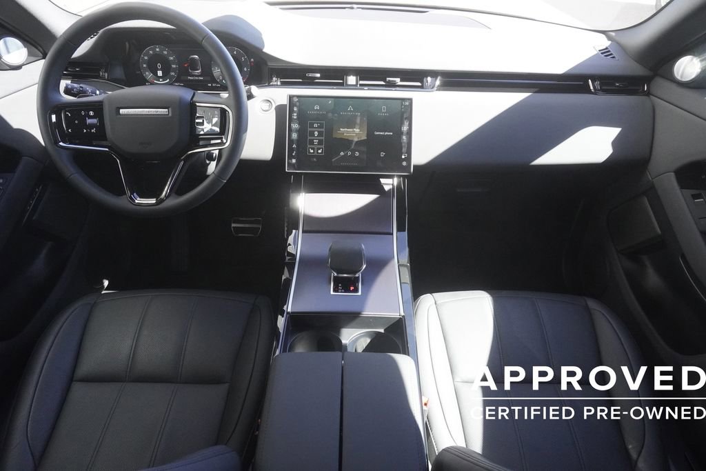 Used 2026 Land Rover Range Rover Evoque Dynamic SE AWD/4WD image 9