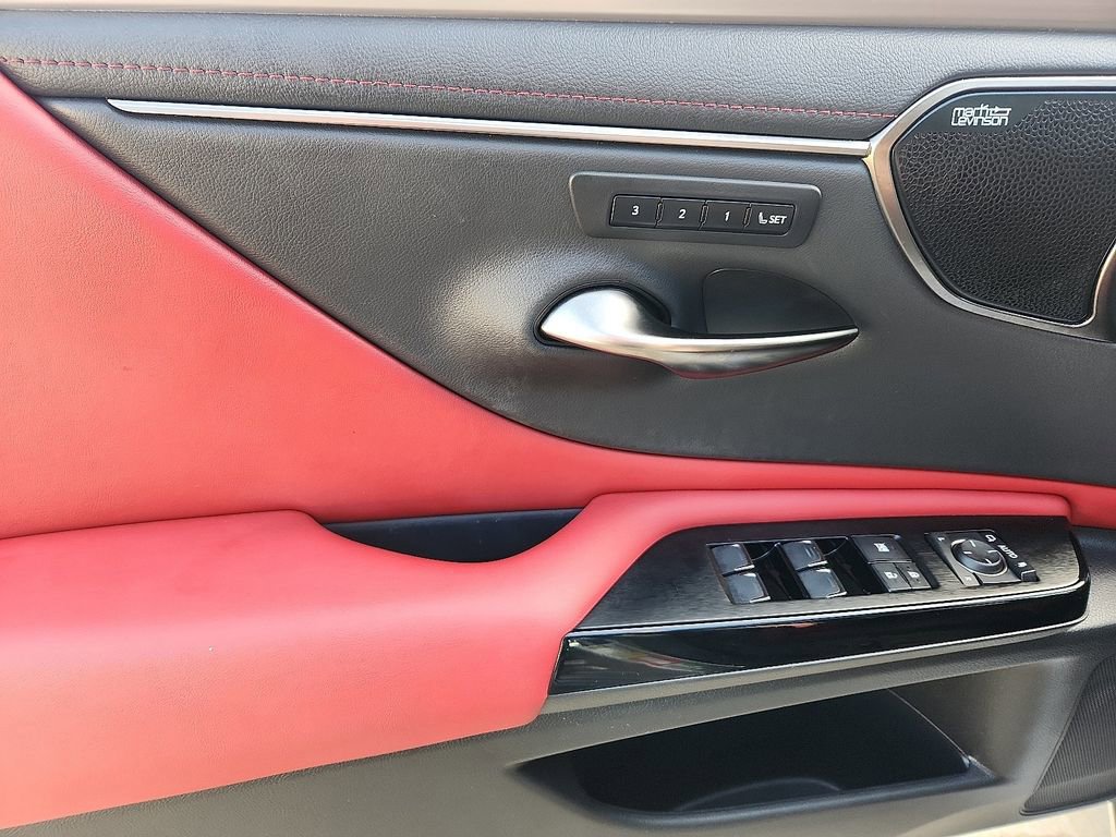 Used 2023 Lexus ES 350 F Sport image 13